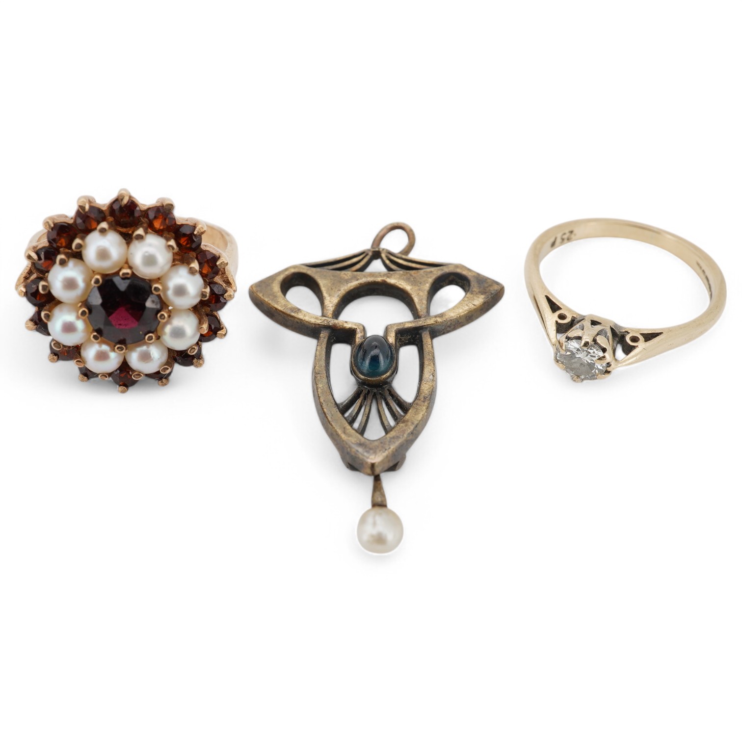 An Art Nouveau style 585 yellow metal, cabochon sapphire and seed pearl drop set pendant, 39mm, together with a 9ct and solitaire diamond set ring, size L and a 9ct gold, garnet and cultured pearl cluster set dress ring.